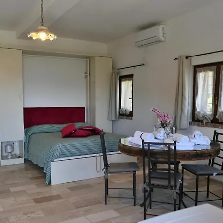 Dimora Dei Cardinali カントリーハウス アグローポリ