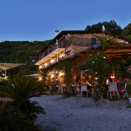 Dimora Dei Cardinali アグローポリ