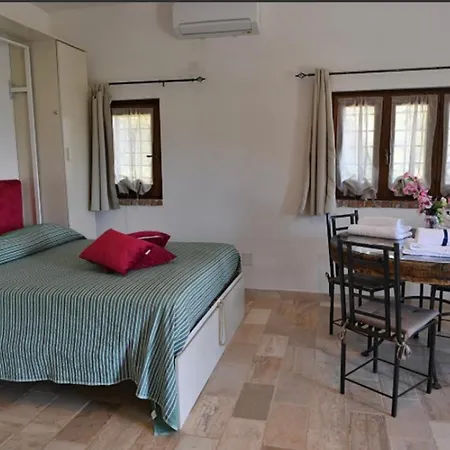 Dimora Dei Cardinali * アグローポリ