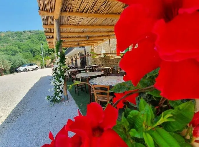 Dimora Dei Cardinali